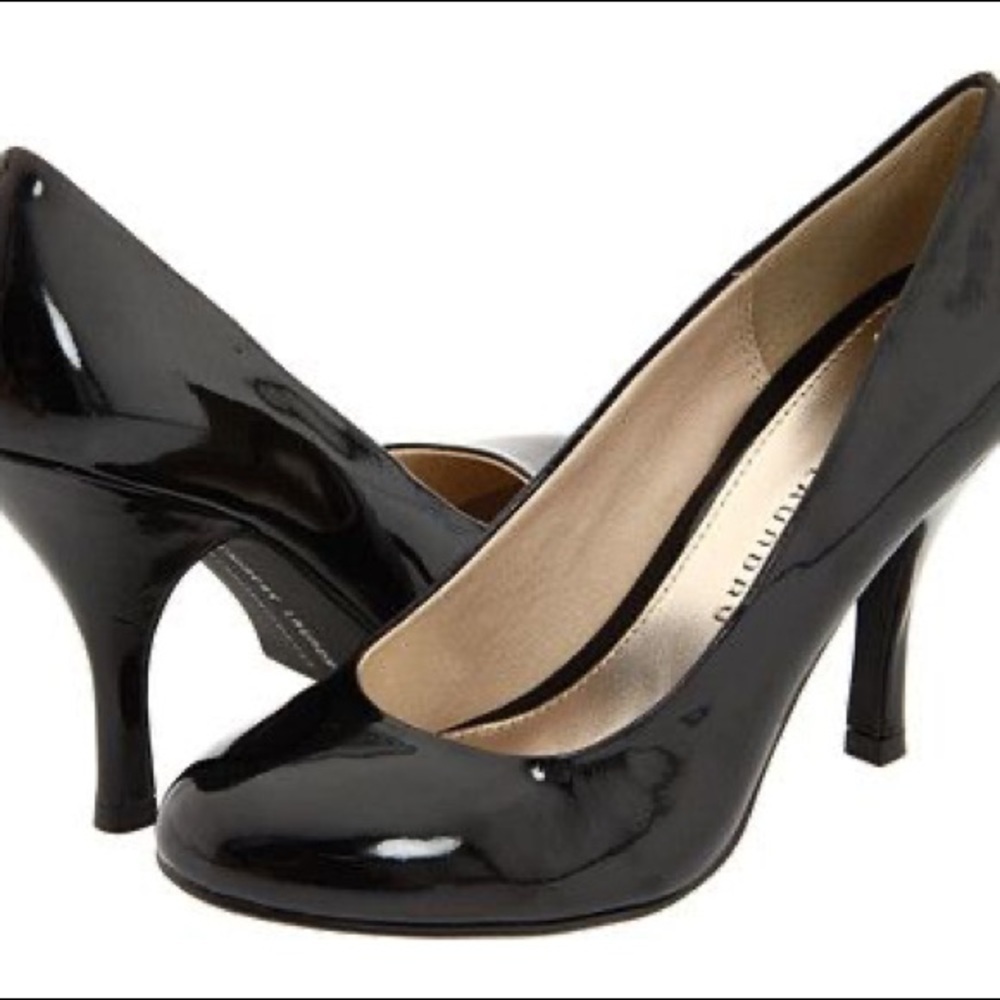 CHINESE LAUNDRY “New Love” Patent Leather Pumps